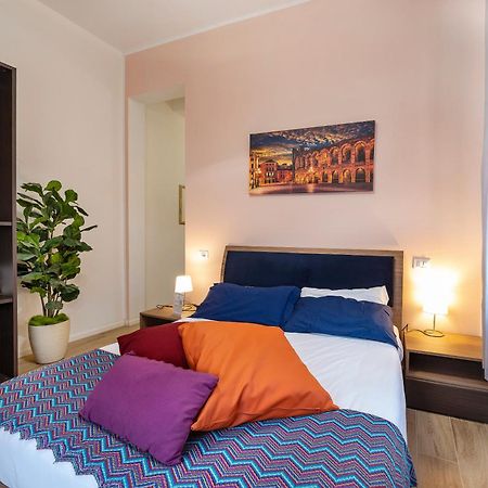 Italianflat - Rentroom Old Town - 200Mt To Arena Verona Exterior photo