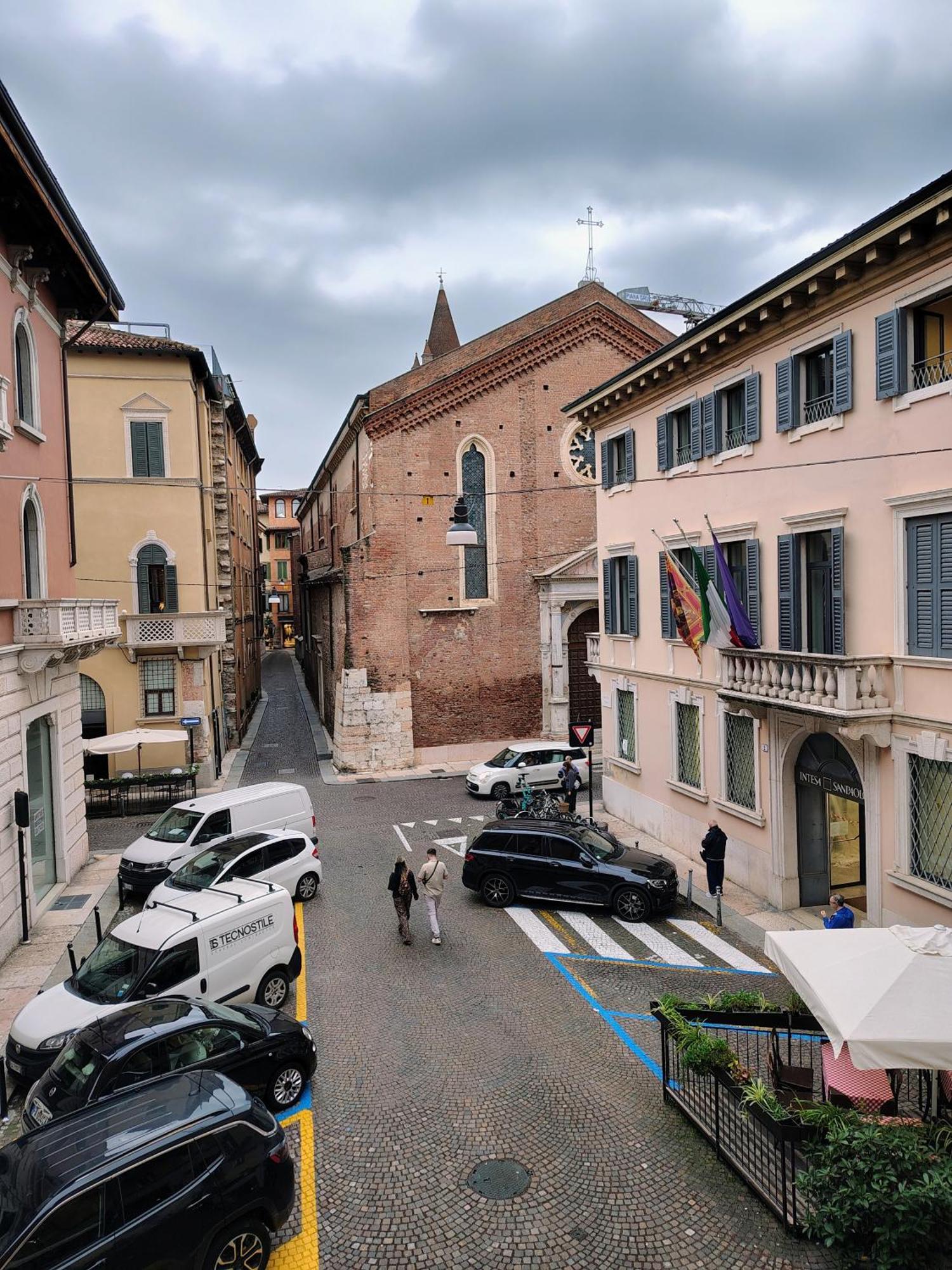 Italianflat - Rentroom Old Town - 200Mt To Arena Verona Exterior photo